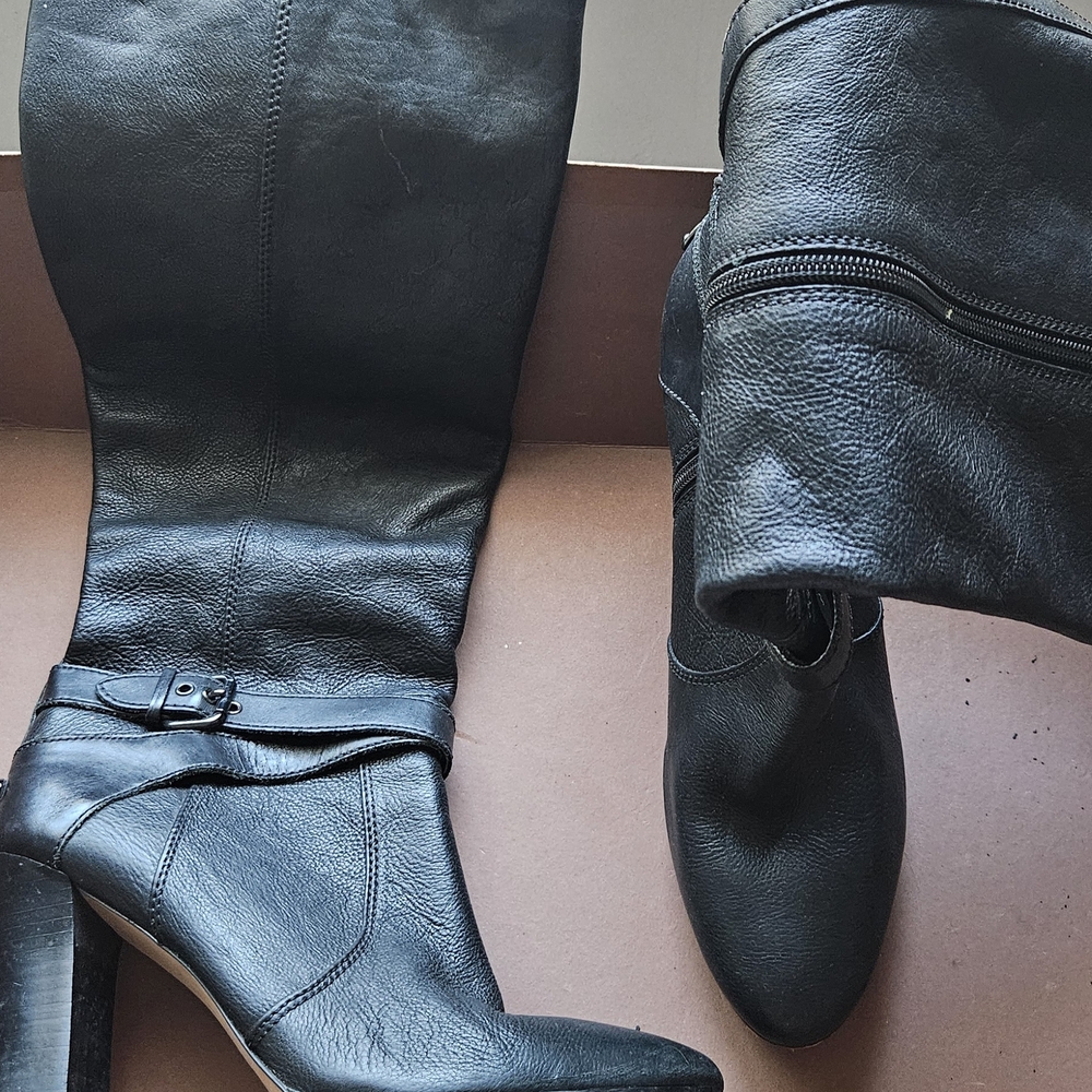 Women's Black Leather Boots